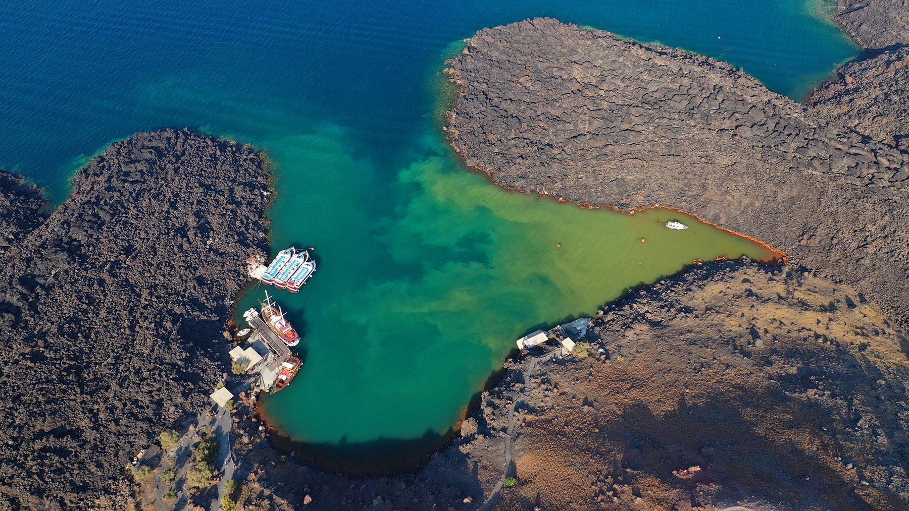 calm collection sailing santorini 15